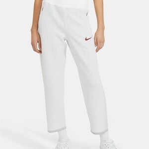 Nike Sportswear Training Pants Women Sz Small CZ3617 100 NWT $200